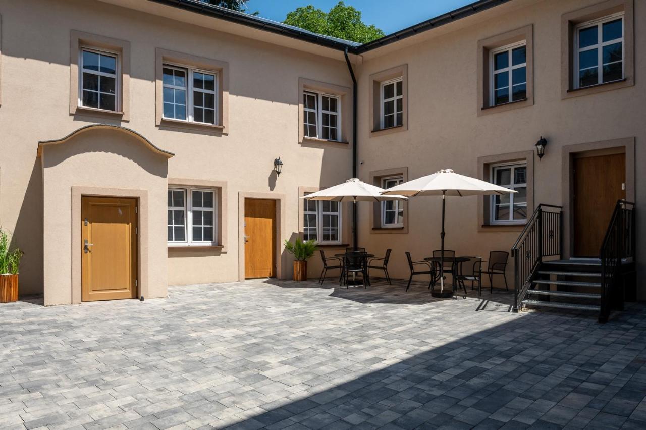 Central Platinum Apartments 27 Рибник Екстериор снимка